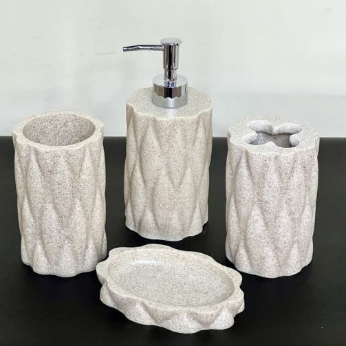 4 pcs bath set(W)