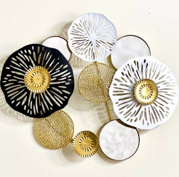 Metal Wall Hanging AenZay Homes