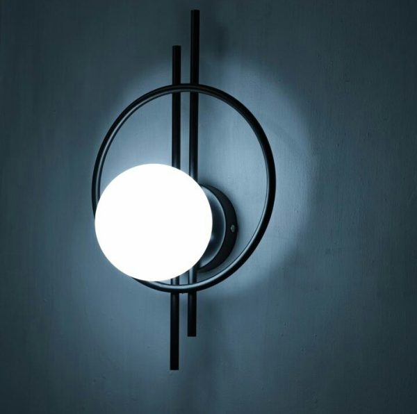 Luxurious Wall Light